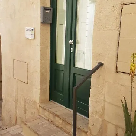 Domus Civita * Matera